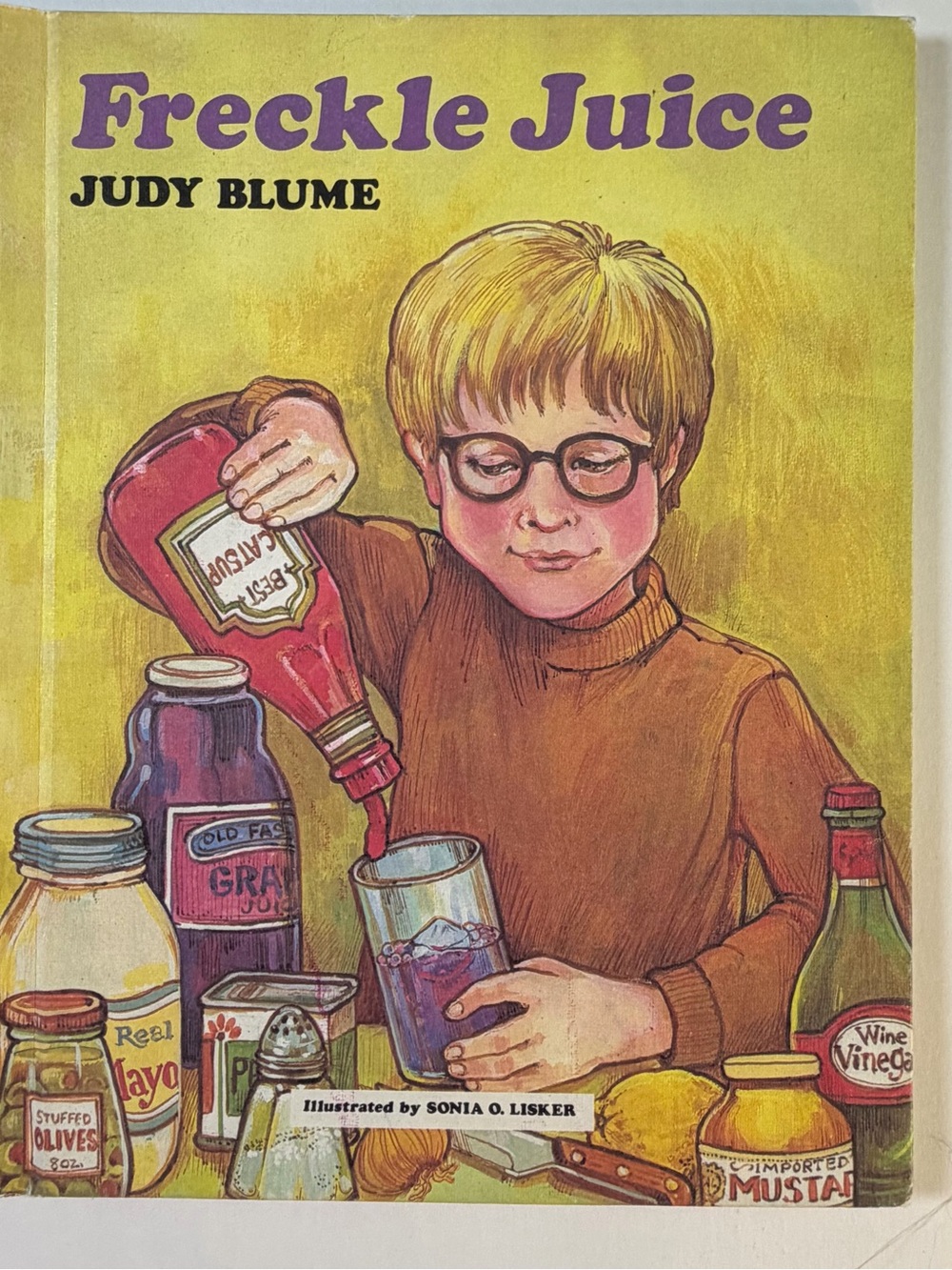 FRECKLE JUICE Judy Blume 1971  Hardcover Weekly Reader Book Ilustrated Hardback